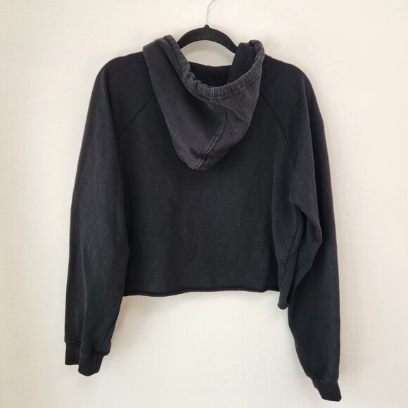 NBA Chicago Bulls Black Hooded Sweatshirt Cropped Hoodie Women's M - Picture 2 of 6